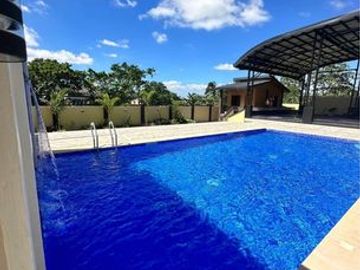 House and Lot Resort for Sale at Amadeo Resort Tagaytay