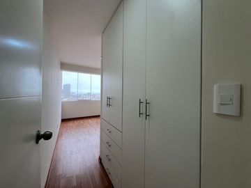 Vendo Dpto Estreno en Surquillo Limite con Miraflores 3 Dorm 2 Baños Ascensor
