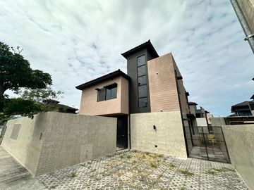 Batangas Beachfront House & Lot | 3-4 BR | Seafront Residences