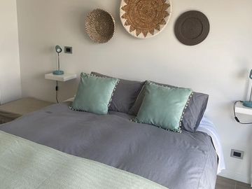 Se vende departamento ubicado en el condominio Smart Isla Teja, Calle los laureles, Valdivia