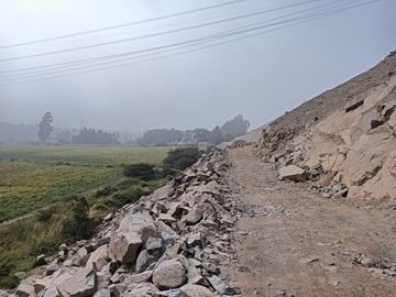 Terreno elevado para lotizacion, vista al Valle