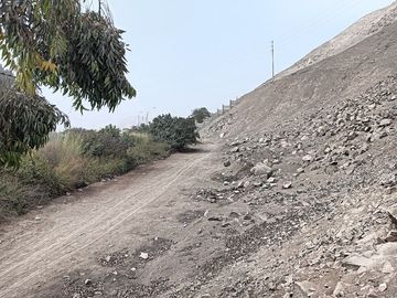 Terreno elevado para lotizacion, vista al Valle