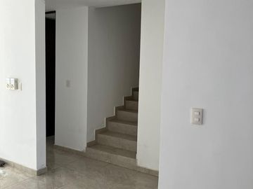 HERMOSA CASA EN VENTA EN EL FRACCIONAMIENTO LAS AMERICAS MÉRIDA, YUCATÁN