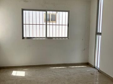 HERMOSA CASA EN VENTA EN EL FRACCIONAMIENTO LAS AMERICAS MÉRIDA, YUCATÁN
