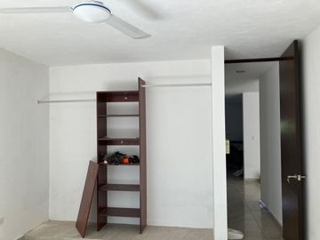 HERMOSA CASA EN VENTA EN EL FRACCIONAMIENTO LAS AMERICAS MÉRIDA, YUCATÁN