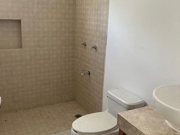 HERMOSA CASA EN VENTA EN EL FRACCIONAMIENTO LAS AMERICAS MÉRIDA, YUCATÁN