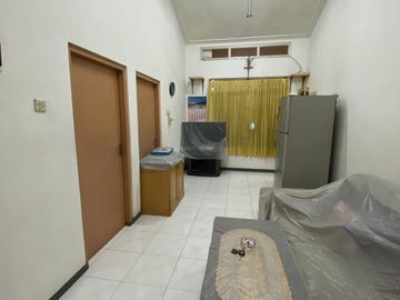 Dijual Rumah Darmo Permai Utara Dukuh Pakis Terawat Siap Huni SHM