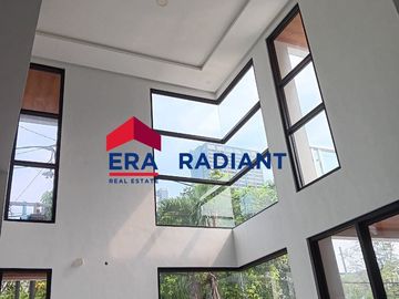 Rumah Baru Posisi Hoek di Rajawali Bintaro Sektor 9