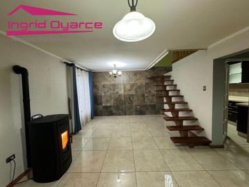 Vendo hermosa casa en condominio ,sector las Canoas