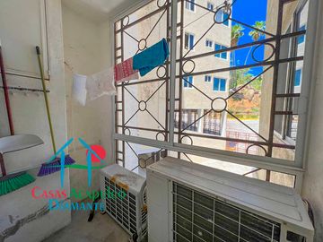 Departamento con terraza y vista a las áreas comunes