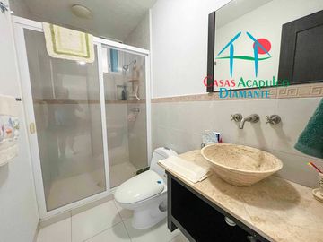 Departamento con terraza y vista a las áreas comunes