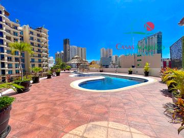 Departamento con terraza y vista a las áreas comunes
