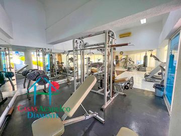 Departamento con terraza y vista a las áreas comunes