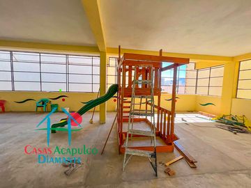 Departamento con terraza y vista a las áreas comunes
