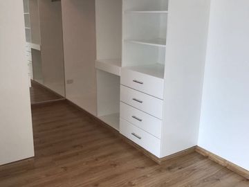 VENDO PRECIOSO DUPLEX  con Vista a parque y al mar