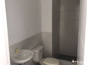 VENDO PRECIOSO DUPLEX  con Vista a parque y al mar