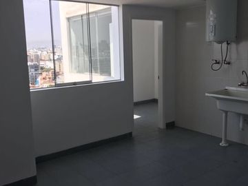 VENDO PRECIOSO DUPLEX  con Vista a parque y al mar