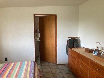 HERMOSA Y AMPLIA CASA AL SUR DE LA CIUDAD