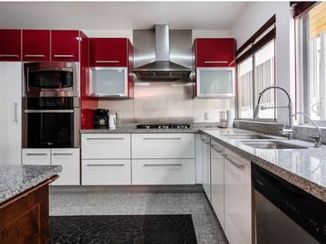 Venta PH Departamento amueblado en la calle Zacatecas, Colonia Roma Norte, Cuauhtemoc, CDMX