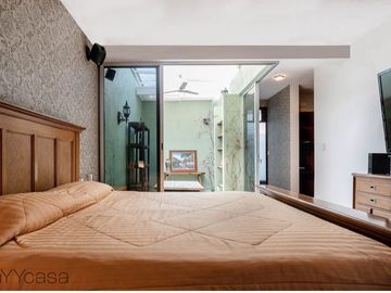 Venta PH Departamento amueblado en la calle Zacatecas, Colonia Roma Norte, Cuauhtemoc, CDMX