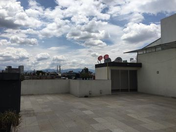 Venta PH Departamento amueblado en la calle Zacatecas, Colonia Roma Norte, Cuauhtemoc, CDMX