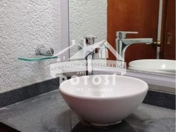 DEPARTAMENTO EN VENTA JARDINES DE SATELITE NAUCALPAN