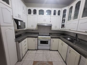 Venta casa de dos pisos en Barrio Garay centro de Guayaquil