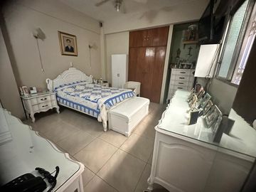 Venta casa de dos pisos en Barrio Garay centro de Guayaquil