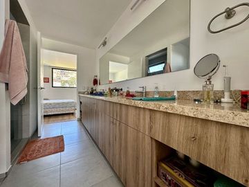 Hermosa casa de autor en Altozano