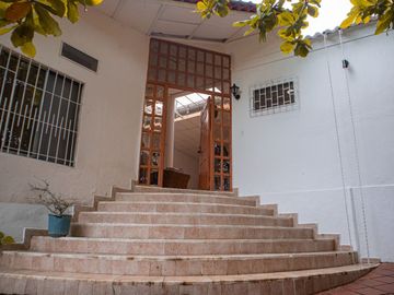 VENTA DE CASA QUINTA EN MELGAR CONDOMINIO EL PARAISO
