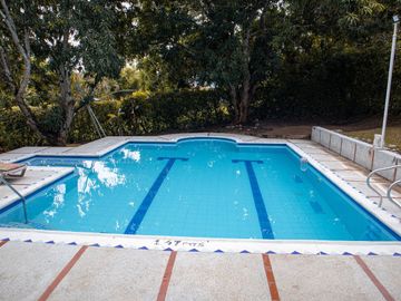 VENTA DE CASA QUINTA EN MELGAR CONDOMINIO EL PARAISO