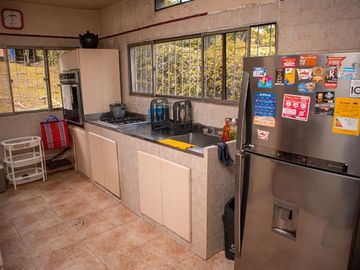 VENTA DE CASA QUINTA EN MELGAR CONDOMINIO EL PARAISO