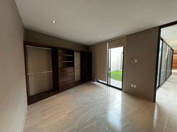CASA EN VENTA EN LOMAS DE PUNTA DEL ESTE