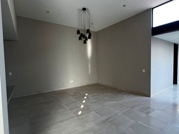 CASA EN VENTA EN LOMAS DE PUNTA DEL ESTE