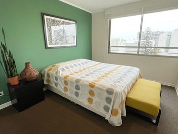 Amplio Departamento Full Amoblado En Alquiler En San Isidro, Ideal Para Vivir Con Comodidad Y Estilo