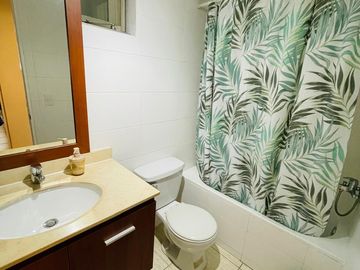 Amplio Departamento Full Amoblado En Alquiler En San Isidro, Ideal Para Vivir Con Comodidad Y Estilo