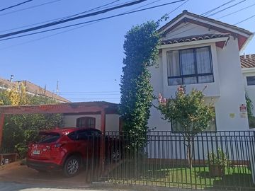 GRAN CASA 5D 4B PISCINA CONJUNTO RESIDENCIAL CERRADO A 1 CUADRA MALL ALTO PEÑALOLEN