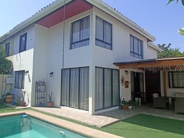 GRAN CASA 5D 4B PISCINA CONJUNTO RESIDENCIAL CERRADO A 1 CUADRA MALL ALTO PEÑALOLEN