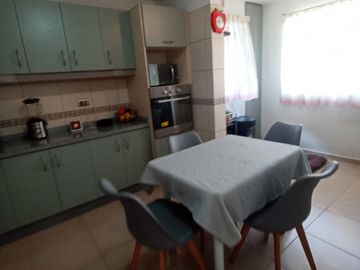 GRAN CASA 5D 4B PISCINA CONJUNTO RESIDENCIAL CERRADO A 1 CUADRA MALL ALTO PEÑALOLEN
