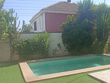 GRAN CASA 5D 4B PISCINA CONJUNTO RESIDENCIAL CERRADO A 1 CUADRA MALL ALTO PEÑALOLEN
