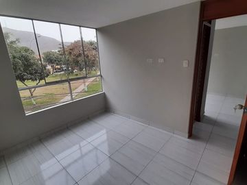 VENTA DE CASA MULTIFAMILIAR  DE 4 PISOS  PRECIO: $299,000 dolares