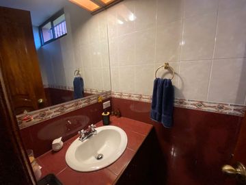 CASA EN VENTA URBANIZACIÓN EL CONDADO