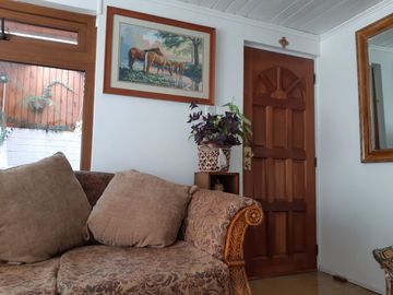 CÓMODA Y HERMOSA CASA EN LAS HIGUERAS TALCAHUANO