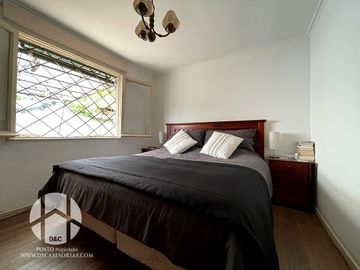 VENDO CASA EN LAS CONDES