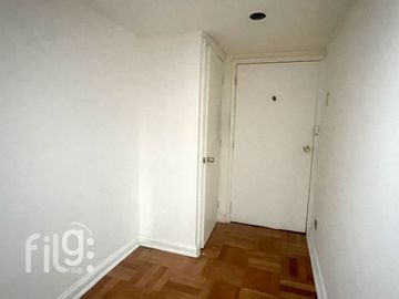 OPORTUNIDAD VENDO  AMPLIO DEPARTAMENTO EN PROVIDENCIA