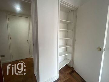 OPORTUNIDAD VENDO  AMPLIO DEPARTAMENTO EN PROVIDENCIA