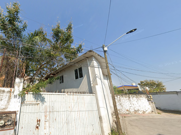 CASA EN VENTA EN MORELOS CLV/.