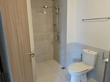1BR Condo Unit for Sale at Maven Capitol Commons, Kapitolyo, Pasig City