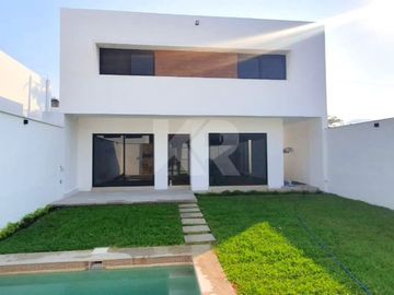 Casa con alberca en xochitepec