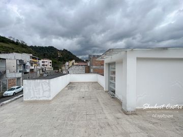 Se vende casa en La Urbanización Sierra Nevada -Loja